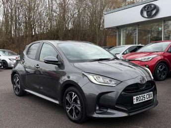 Toyota Yaris 1.5 Hybrid Design 5dr CVT