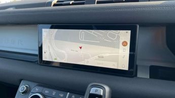 Land Rover Defender 3.0 D250 X-Dynamic SE 90 3dr Auto