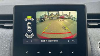 Renault Clio 1.6 E-TECH full hybrid 145 Techno 5dr Auto