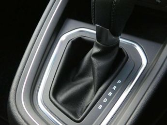 Renault Clio 1.6 E-TECH full hybrid 145 Engineered 5dr Auto