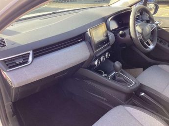 Renault Clio 1.6 E-TECH full hybrid 145 Evolution 5dr Auto