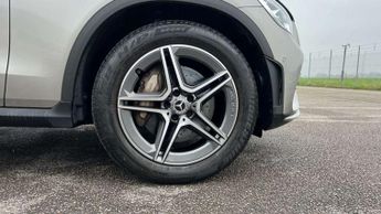 Mercedes-Benz GLC GLC 220d 4Matic AMG Line 5dr 9G-Tronic