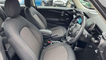 MINI Hatchback 1.5 Cooper Classic 3dr Auto