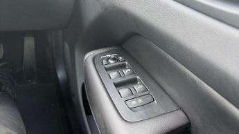 Volvo XC60 2.0 B4D Plus Dark 5dr AWD Geartronic