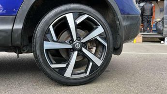 Nissan Qashqai 1.3 DiG-T 160 Tekna 5dr DCT