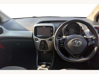 Toyota Aygo 1.0 VVT-i X-Play 5dr x-shift
