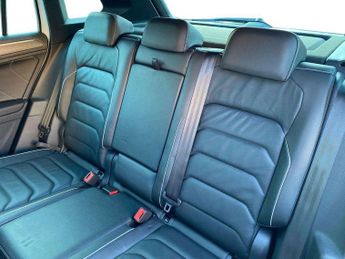 Volkswagen Tiguan 1.4 TSI eHybrid R-Line 5dr DSG