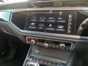 Audi Q3 35 TFSI Black Edition 5dr S Tronic