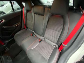 Mercedes-Benz CLA Shooting Brake CLA 250 AMG 4Matic 5dr Tip Auto