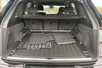 Audi Q7 55 TFSI Quattro Black Edition 5dr Tiptronic
