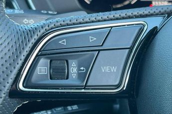 Audi A4 Avant 35 TFSI Black Edition 5dr S Tronic [Tech Pro]