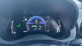 Toyota Yaris 1.5 Hybrid Design 5dr CVT