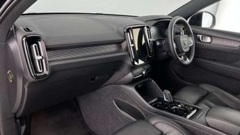 Volvo XC40 2.0 B4P R DESIGN 5dr Auto