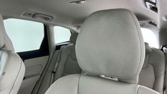 Volvo XC60 2.0 B4P Plus Dark 5dr Geartronic