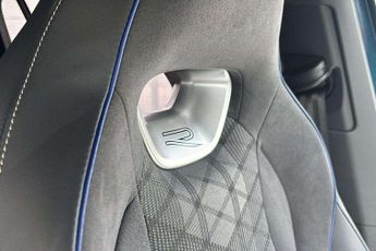 Volkswagen Tiguan 2.0 TDI R-Line 5dr DSG