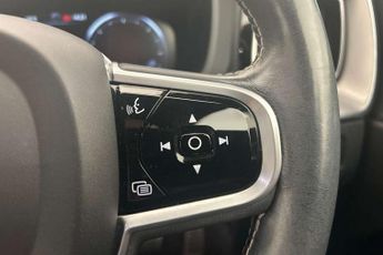 Volvo XC60 2.0 B4D R DESIGN 5dr AWD Geartronic