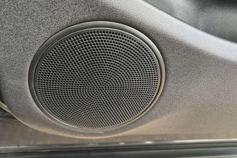 Land Rover Range Rover Evoque 2.0 D180 R-Dynamic SE 5dr Auto