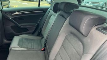 Volkswagen Golf 2.0 TDI GT Edition 5dr DSG