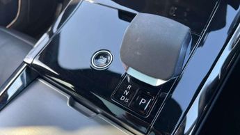 Land Rover Range Rover Sport 3.0 D300 Dynamic SE 5dr Auto