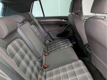 Volkswagen Golf 2.0 TDI 184 GTD 5dr DSG