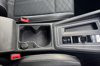 Volkswagen Golf Estate 1.5 eTSI 150 R-Line 5dr DSG