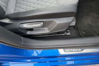 Skoda Octavia Estate 1.5 TSI 150 e-TEC Sportline 5dr DSG