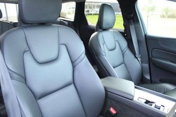 Volvo XC60 2.0 T6 [350] RC PHEV Plus Dark 5dr AWD Geartronic