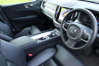 Volvo XC60 2.0 T6 [350] RC PHEV Plus Dark 5dr AWD Geartronic