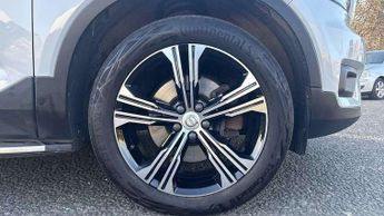 Volvo XC40 2.0 B4P Inscription Pro 5dr AWD Auto