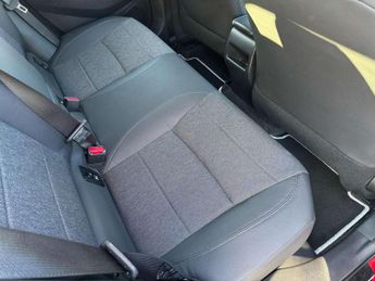 Toyota Corolla 1.8 Hybrid Design 5dr CVT