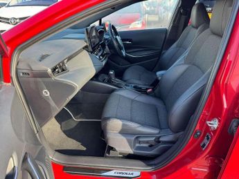 Toyota Corolla 1.8 Hybrid Design 5dr CVT