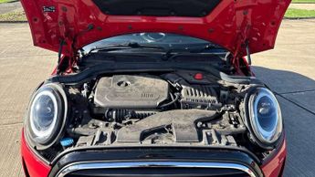 MINI Hatchback 1.5 Cooper Classic 3dr Auto