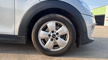 MINI Hatchback 5dr 1.5 Cooper Classic II 5dr Auto