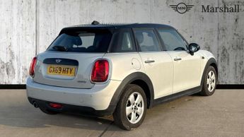 MINI Hatchback 5dr 1.5 Cooper Classic II 5dr Auto
