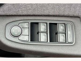 Renault Clio 1.6 E-TECH full hybrid 145 Techno 5dr Auto