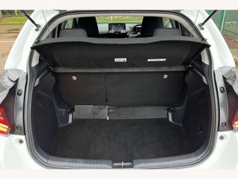 Toyota Yaris 1.5 Hybrid Design 5dr CVT