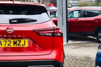 Nissan Qashqai 1.3 DiG-T MH 158 N-Connecta 5dr Xtronic