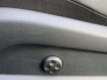 Mercedes-Benz C-Class Coupe C300 AMG Line Edition Premium 2dr 9G-Tronic