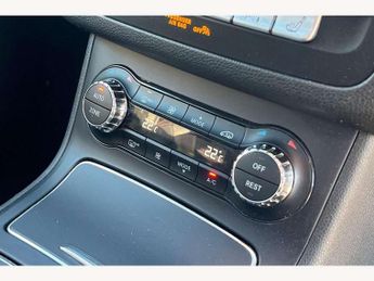 Mercedes-Benz B-Class B200d AMG Line Premium Plus 5dr Auto