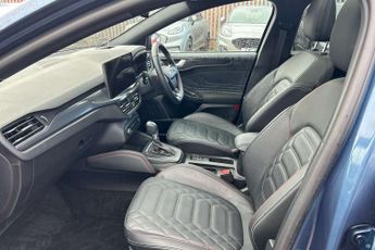 Ford Focus 1.0 EcoBoost Hybrid mHEV 155 ST-Line X 5dr Auto