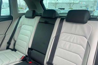Volkswagen Tiguan 2.0 TDI 200 4Motion Elegance 5dr DSG