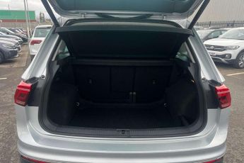 Volkswagen Tiguan 2.0 TDI 200 4Motion Elegance 5dr DSG