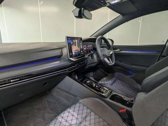 Volkswagen Golf 1.5 eTSI 150 R-Line 5dr DSG