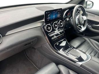 Mercedes-Benz GLC GLC 300e 4Matic AMG Line 5dr 9G-Tronic