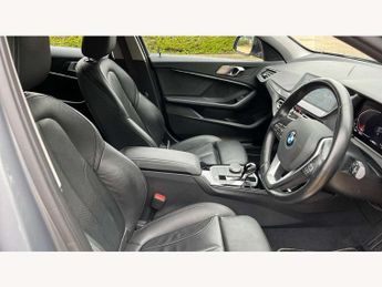 BMW 1 Series 118i [136] Sport 5dr Step Auto [Live Cockpit Pro]