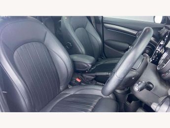 MINI Hatchback 5dr 1.5 Cooper Exclusive 5dr Auto