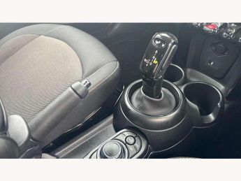 MINI Hatchback 5dr 1.5 Cooper Classic 5dr Auto