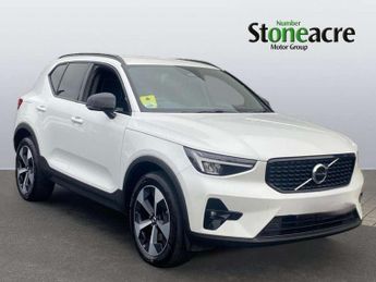 Volvo XC40 2.0 B4P Plus Dark 5dr Auto