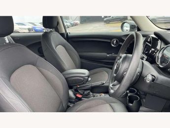 MINI Hatchback 1.5 Cooper Classic II 3dr Auto