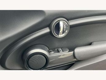 MINI Hatchback 1.5 Cooper Classic II 3dr Auto